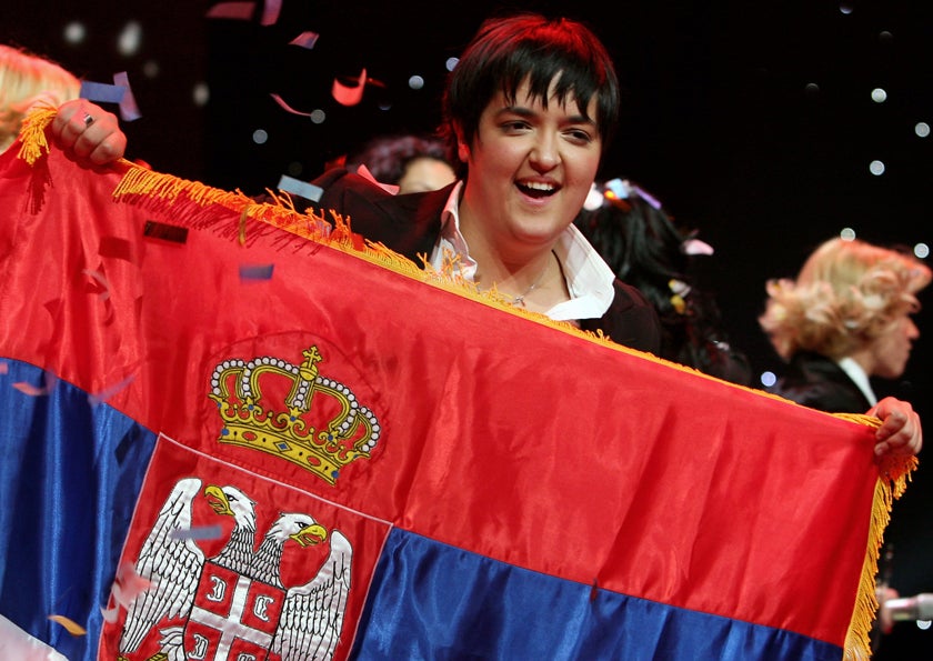 2007: Marija Šerifović ganadora del Festival de Eurovisión 2007 representando a su país Serbia con el tema 'Molitva'.