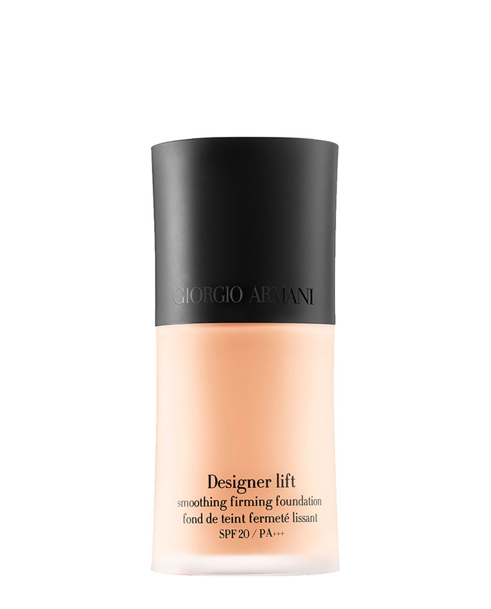 Fondo Designer Lift de Giorgio Armani. Base de maquillaje con perlas azules de Prusia para un aspecto joven y radiante.  Cobertura modulable y efecto reafirmante y lifting. (60€)