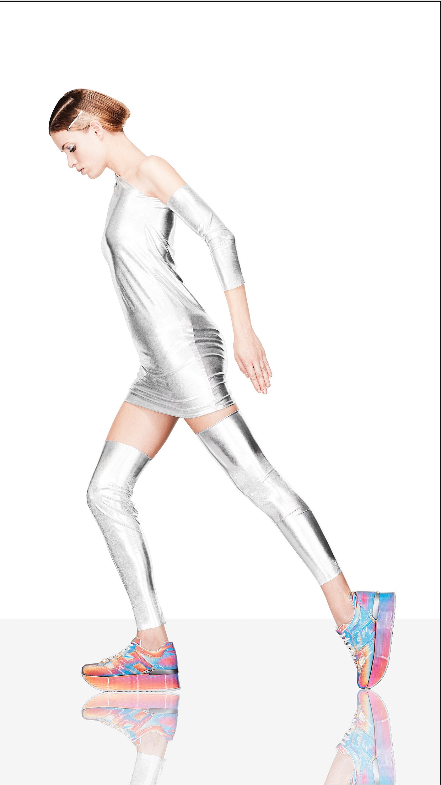 Aire futurista que no está reñido con la comodidad del día a día. www.hogan.com