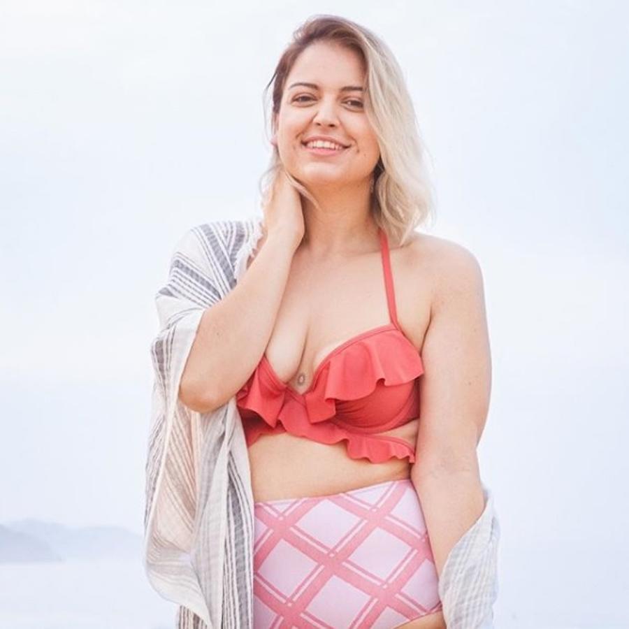 Gabilu Mireles es una curvy 'blogger' mexicana que a través de sus fotografías muestra al resto de mujeres que todas pueden posar con estilo sin importar su talla.
