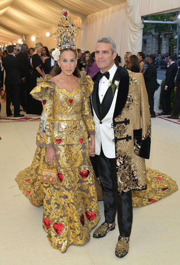Sarah Jessica Parker, con un diseño brocado de Dolce & Gabbana
