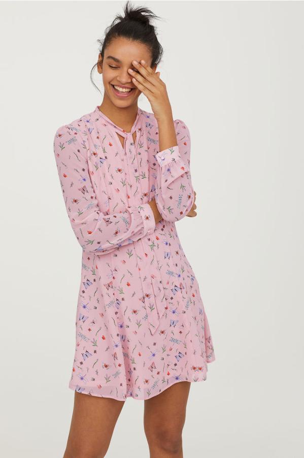 De gasa y estampado floral, 29,99 euros.