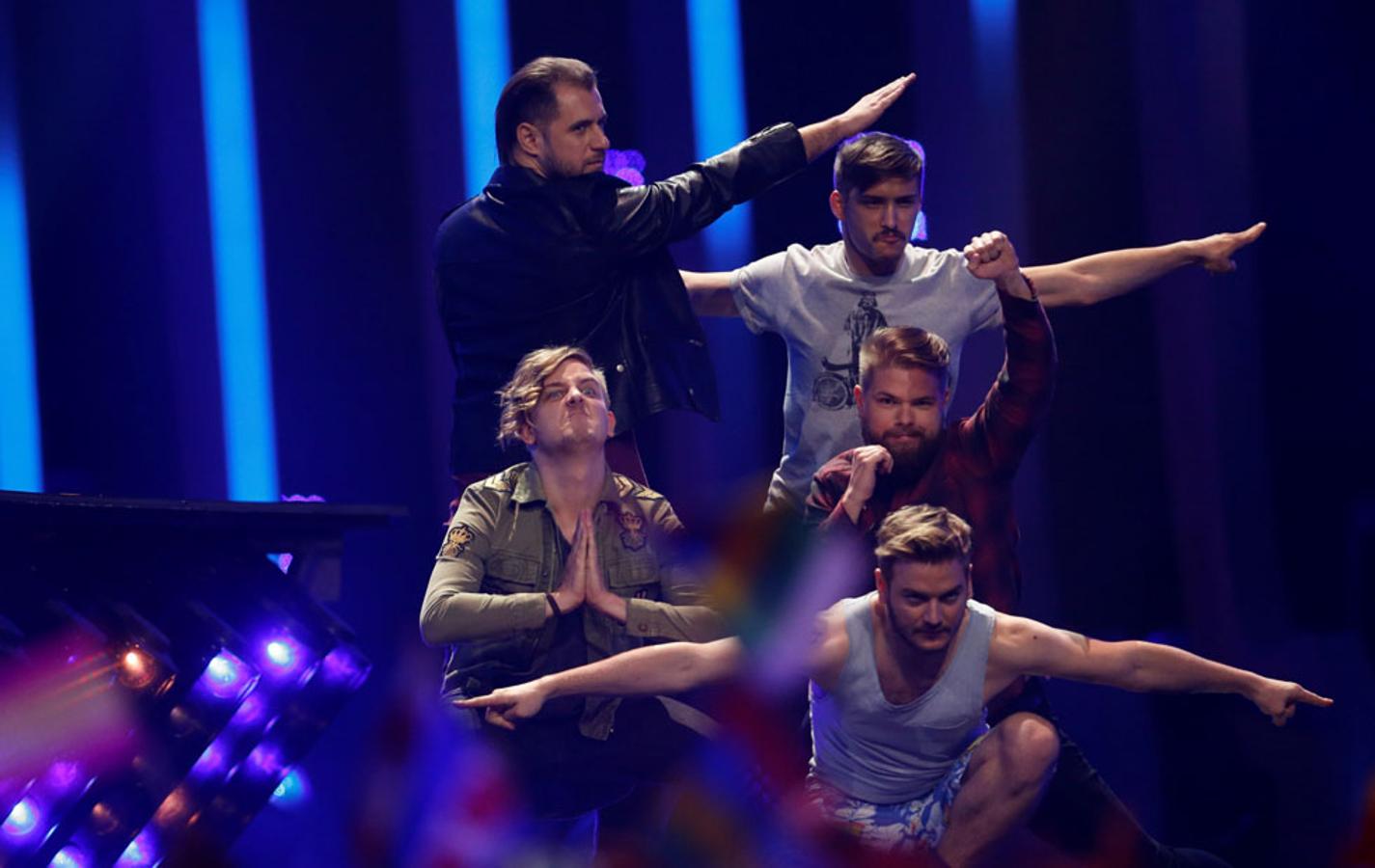 Hungría ha apostado este año por el heavy y la puesta en escena de un gran concierto de rock, con AWS22 y su canción 'Viszlát nyár',