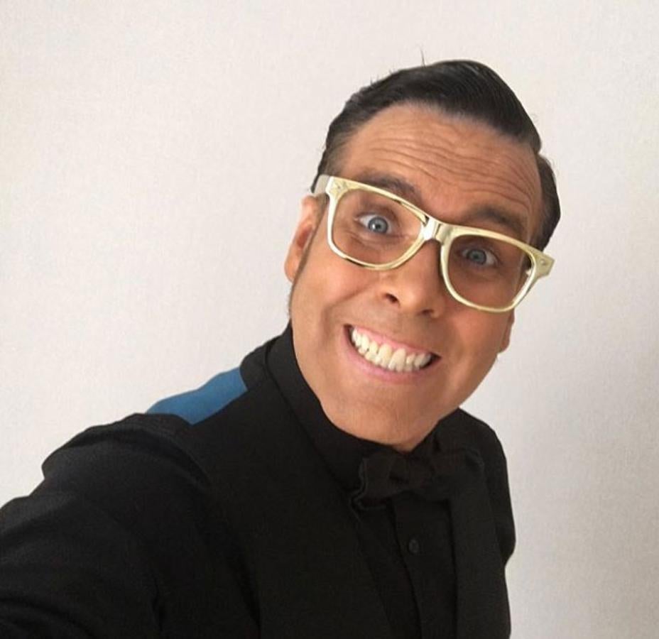 El reportero dio un paso adelante y contó cómo su familia tenía que sufrir continuos ataques: "Pasear por Chueca con mi marido y mi hijo y escuchar a este trabajador como nos llama maricones".