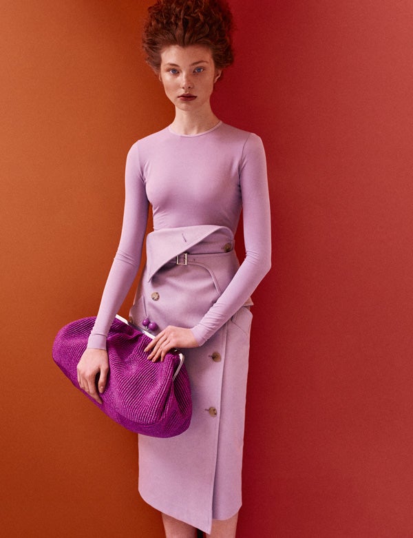 'Total look' de top, falda y bolso de Max Mara