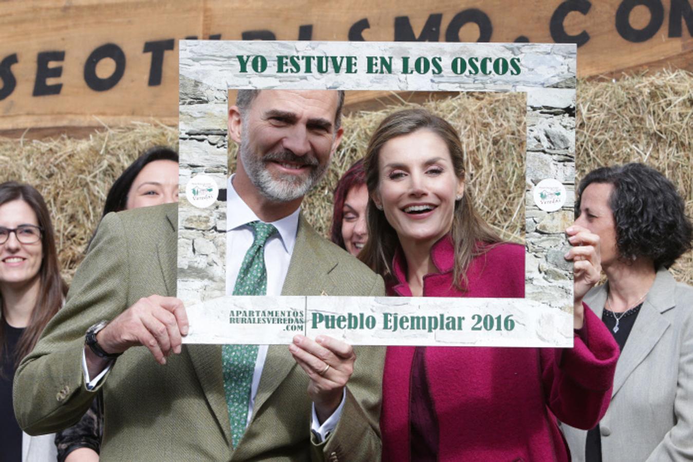 Divertida imagen de los Reyes en Los Oscos, Pueblo Ejemplar 2016.