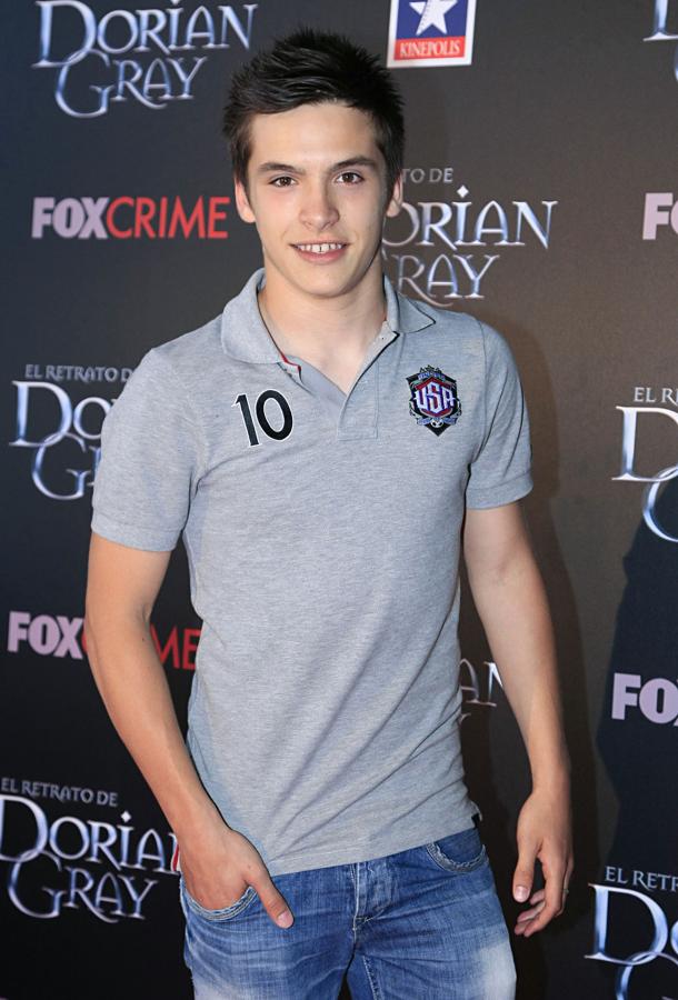 Ricardo Gómez ha protagonizado diferentes películas, así como papeles de series, desde que tenía muy poca edad.