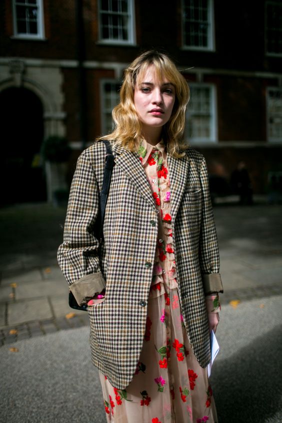 Más fácil imposible. Y mejor cuanto más contraste de texturas.