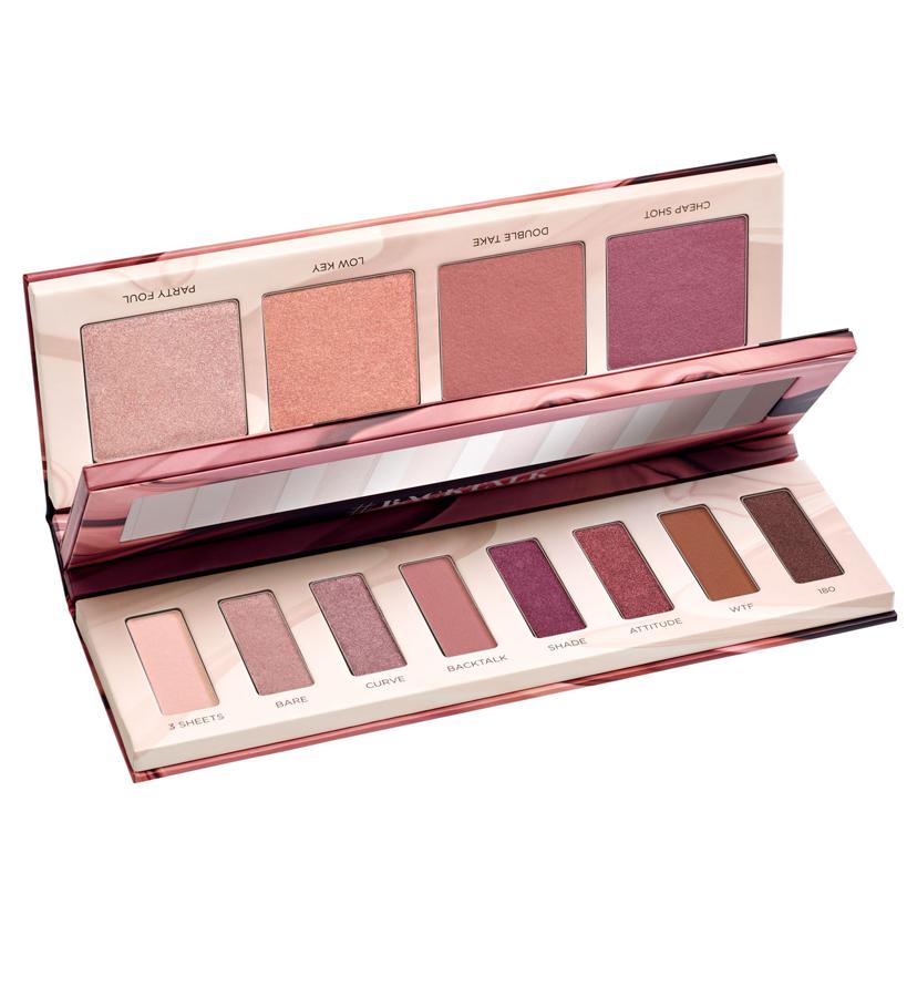 No puede ser más multiusos. Es un todo en uno: contiene sombras de ojos, blush e iluminador en una sola caja. Y está inspirado en el tono de barra de labios más vendido de la colección Vice LIpstick de la firma: Backtalk.  Backtalk Palette de Urban Decay  (49 €).