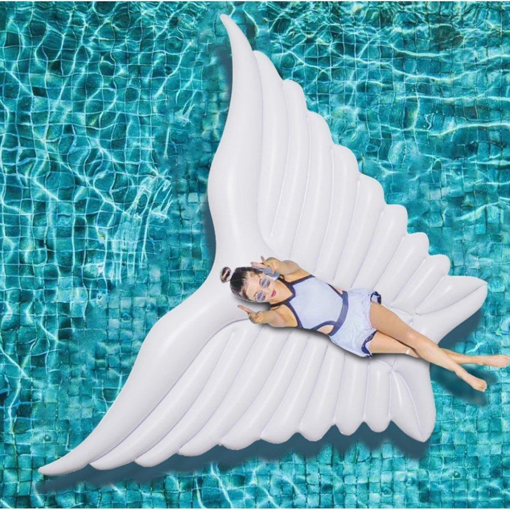 Pensamos que, además de este genial flotador en forma de alas de mariposa, necesitas un dron con cámara para hacerte esta foto, pero merecerá la pena... Precio: 28.99 euros