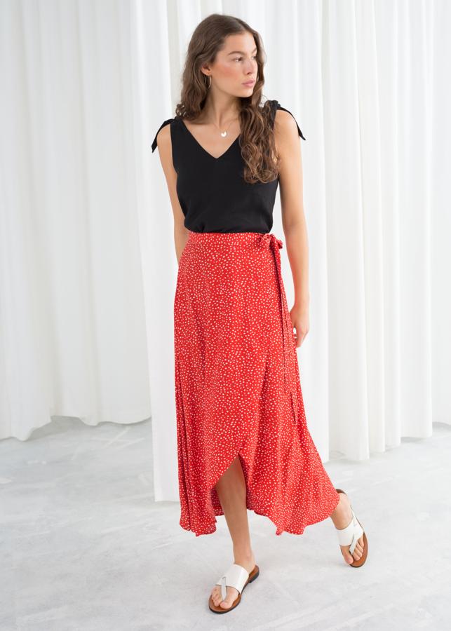 Híper instagrameable, en rojo. De & Other Stories (59 €).