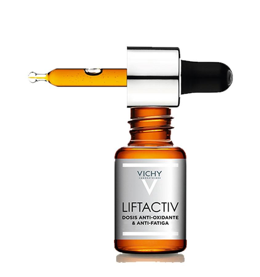 Es una solución con vitamina C pura en forma de ácido L-ascórbico, incorporado en fase polvo para hacerla más estable y con un pH ácido. Además, el envase está pensado para durar un mes una vez abierto, el tiempo en que la fórmula se preserva bien.