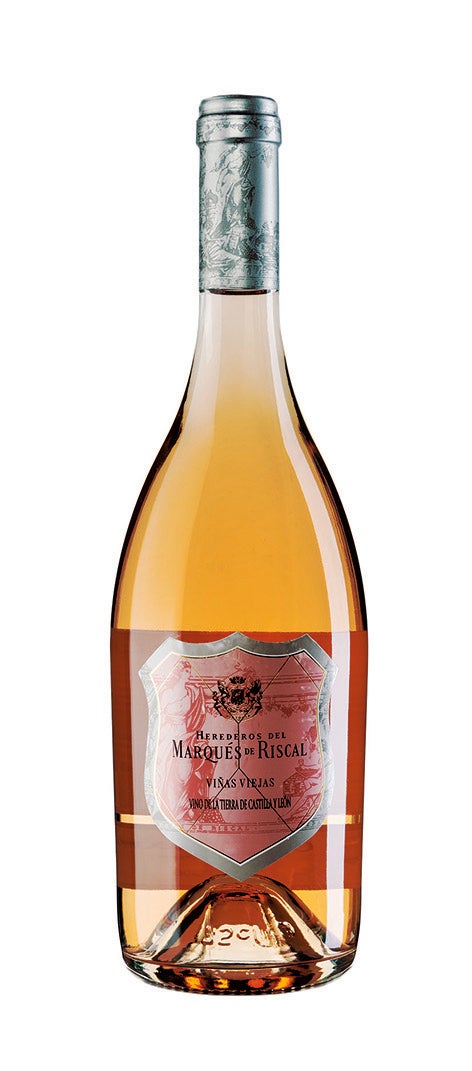 Viñas de más de 80 años para este rosado singular. Distinto en su elaboración, consigue una boca muy redonda, fresca y compleja. Puro disfrute. Marqués de Riscal (25€).