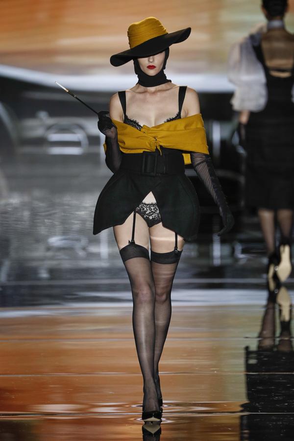 Desfile de Andrés Sardá en MBFWM