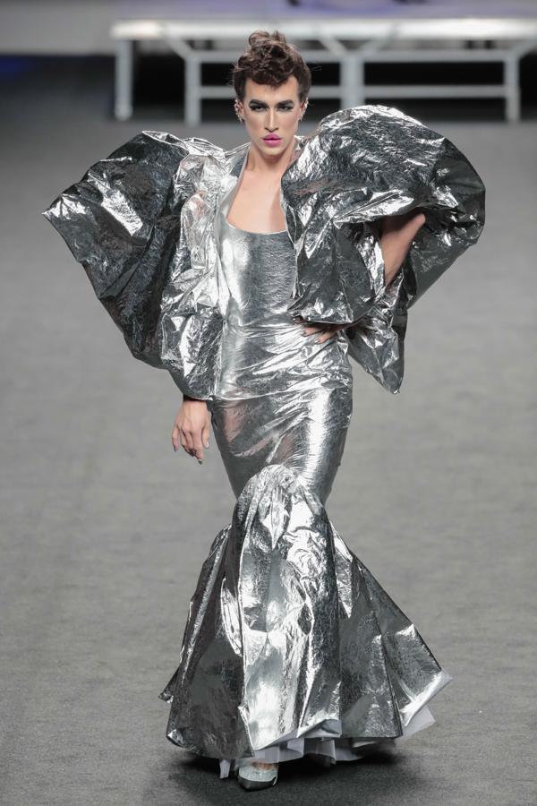 Desfile de Ana Locking en MBFWM.