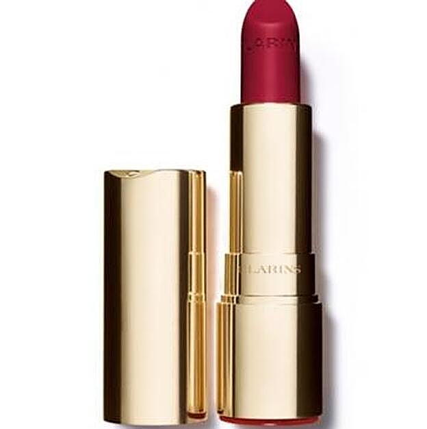 Jolie Rouge Matte en tono Deep Red de Clarins (29,90 €).