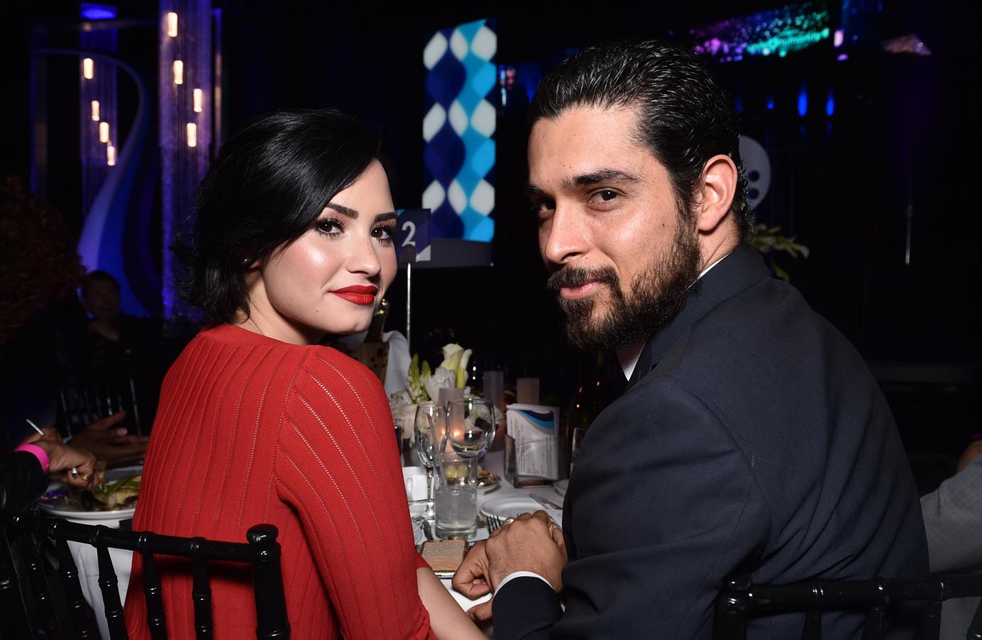 Durante los peores seis años de su vida, Lovato contó con el apoyo de su novio, el actor Wilmer Valderrama. Terminaron en 2016, pero siguen manteniendo una gran amistad. Y él siempre se ha mostrado preocupado por la estabilidad y salud de su ex.