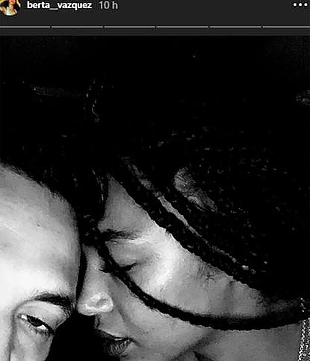 La actriz y el trapero en un 'stories' subido a Instagram.