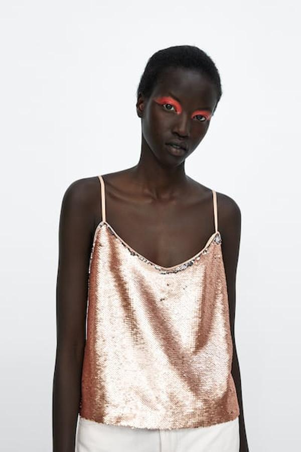 Top de lentejuelas en color cobre, 29,95 euros.