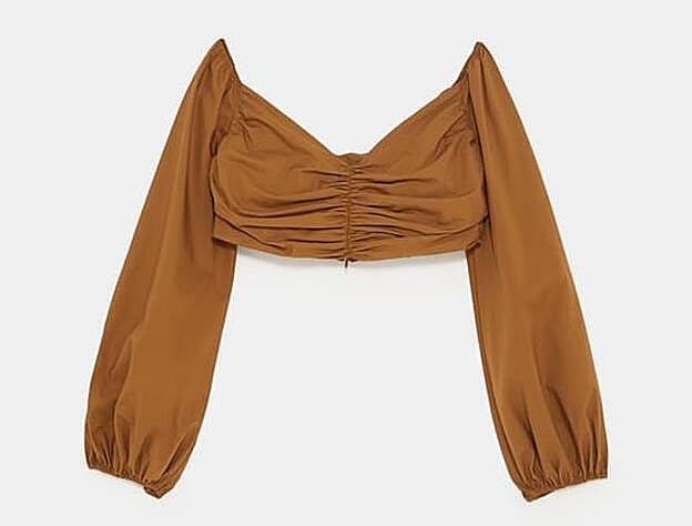 Cuerpo cropped drapeado, 39,95 euros.