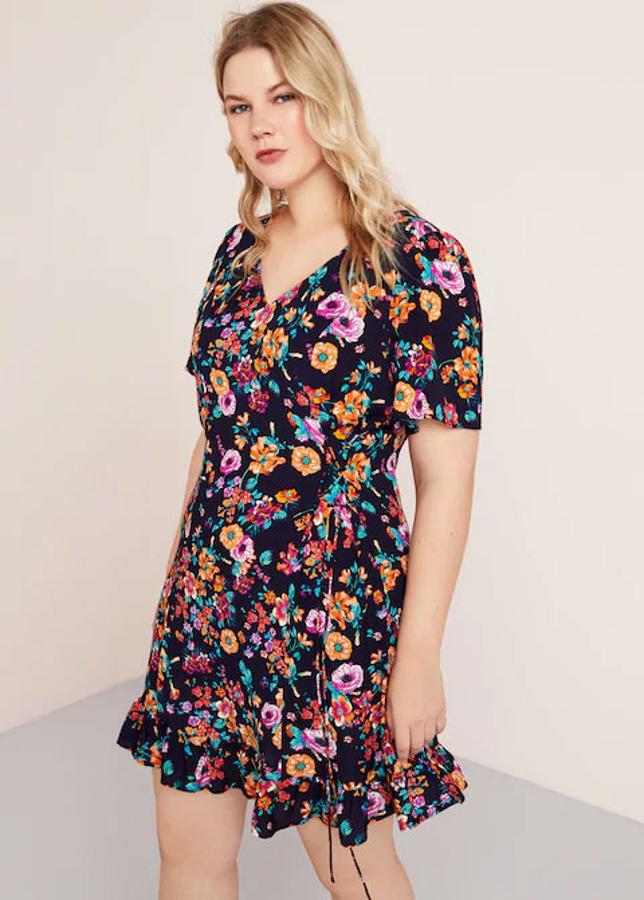 Vestido con estampado floral, 49,99 euros.