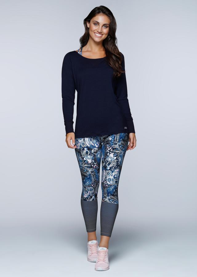 Lorna Jane,   es una marca australiana y una de las favoritas de la gurú del fitnes  Kayla Itsines . En España se comercializa a través de  Active Living . La hemos descubierto recientemente y nos gusta muchísimo. Une tecnología y diseños exclusivos que cambiarán tu perspectiva ante la inminente vuelta al gimnasio.