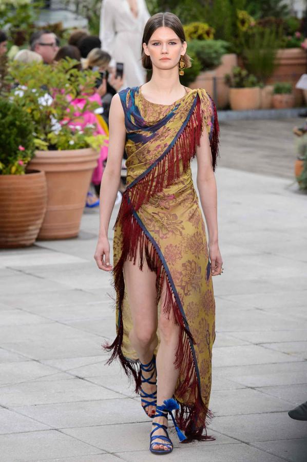 Desfile P/V 2019 de Oscar de la Renta.