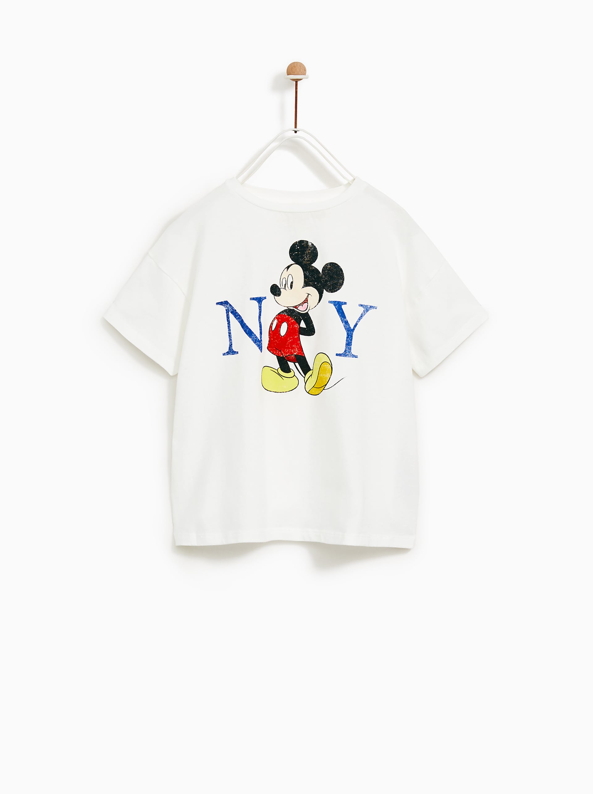 Camiseta de Mickey de Zara Kids: 9,95 euros.