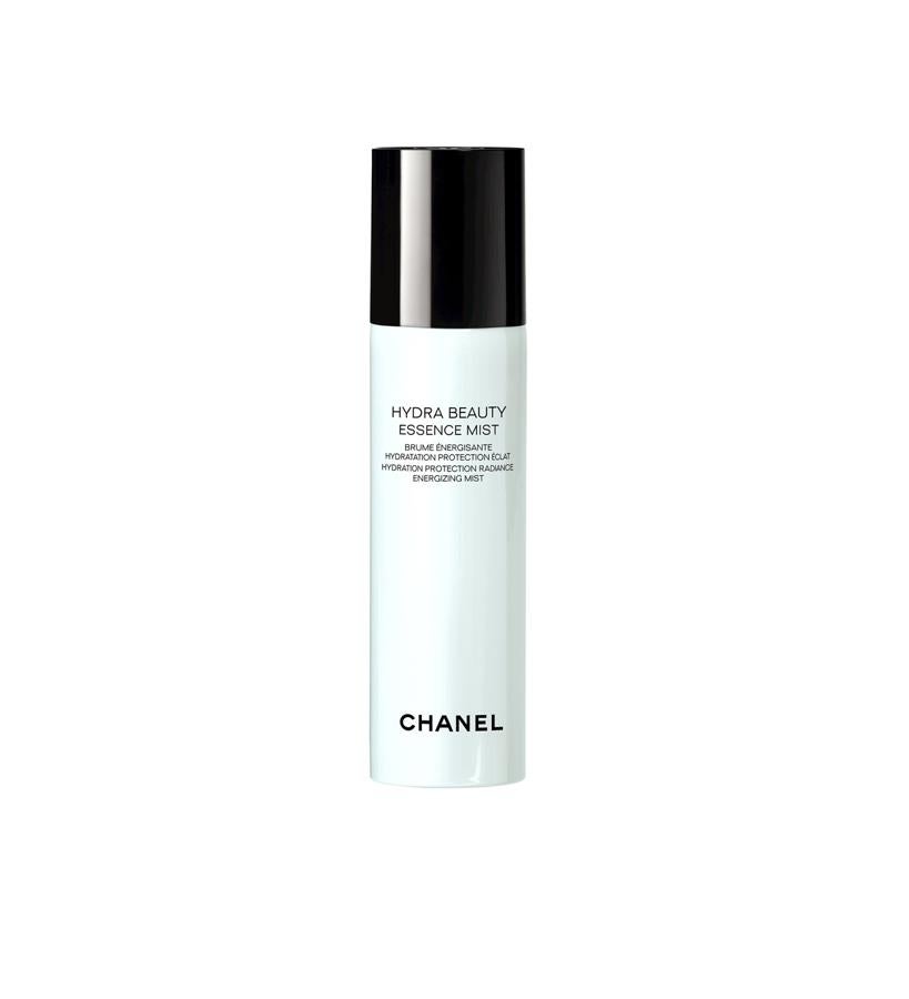 Hydra Beauty Essence Mist de Chanel, con acción pro-luminosidad (59 €).