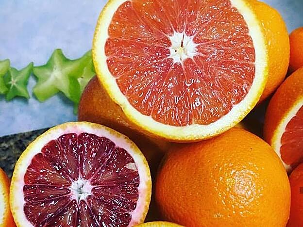 Lo ideal es consumir frutas con alto índice glucémico.