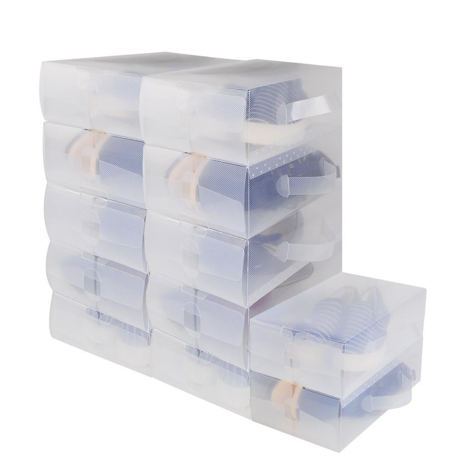 ¿Quieres usar unas zapatillas y es imposible encontrarlas en tu armario? ¿Y cuando las encuentras están sucias y aplastadas por culpa de los demás zapatos? Estas cajas organizadoras son ideales. Casi no ocupan espacio, son transparentes (te permite una visión clara de los contenidos), protege tu calzado del polvo, agua y humedad y su asa permite que puedas sacar los zapatos con facilidad. Precio: 19,99 euros por 12 piezas.