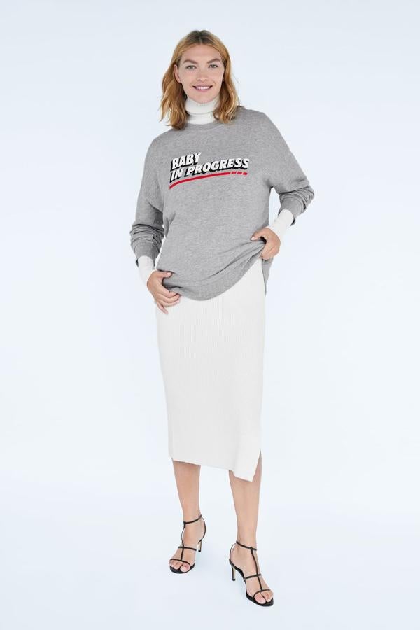 Colección Premamá de Zara. Sudadera: 25,95 euros.