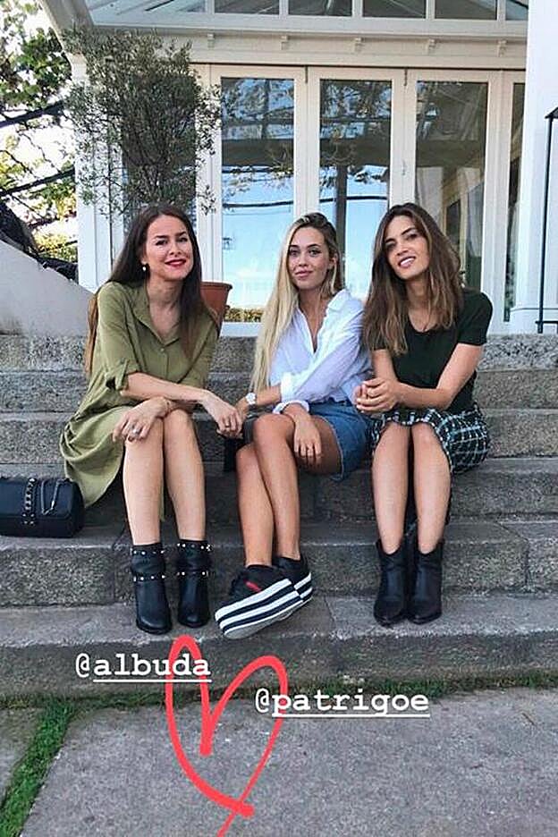 Sara Carbonero da el pistoletazo de salida al otoño con su último 'look'.