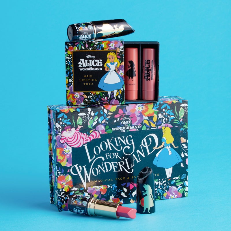 Pintalabios con forma de corazón y un kit de pintalabios en tonos nude para todos los gustos en la colección de maquillaje de 'Alicia en el País de las Maravillas' de Primark