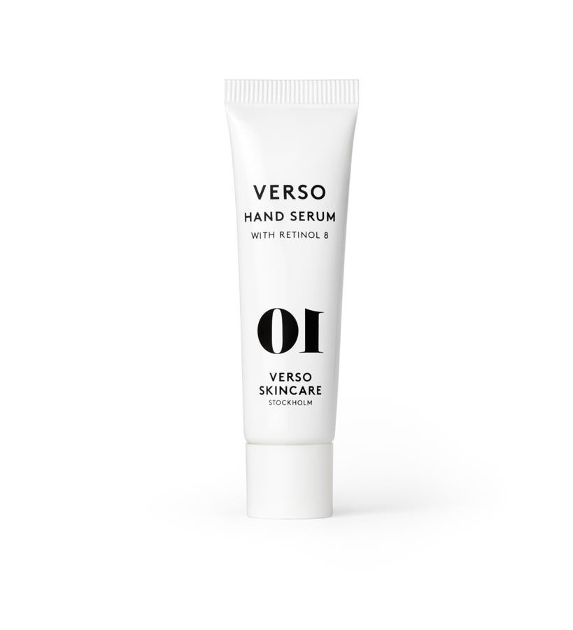 La marca sueca Verso posee una completa línea de cosmética basada en el retinol, entre la que se encuentra el concentrado Verso Hand Serum 01 para manos (55 €).