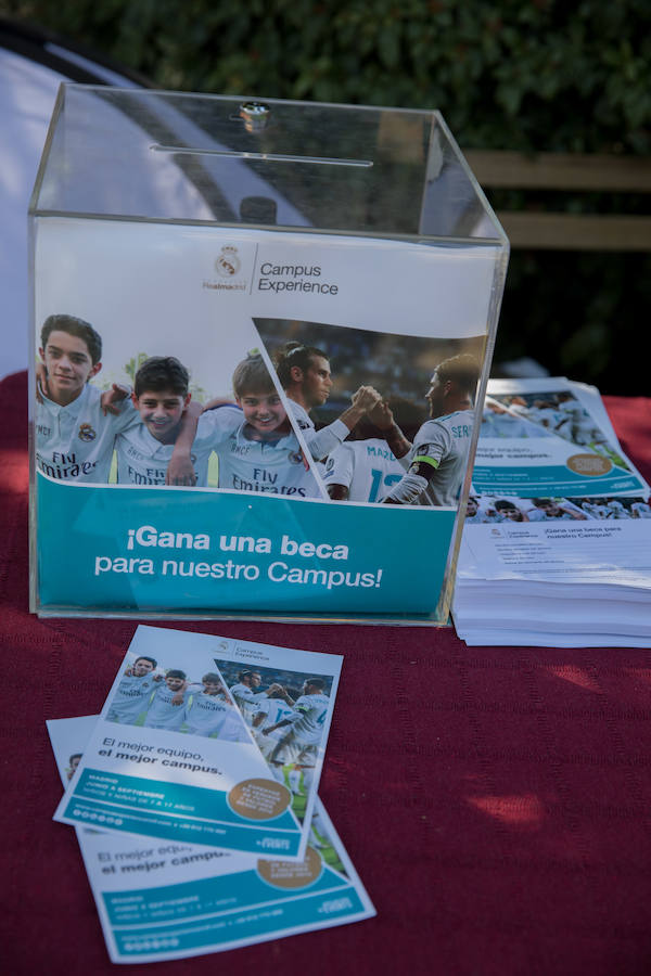 La Fundación Real Madrid quiso participar en el evento llenando de ilusión a los más futboleros.