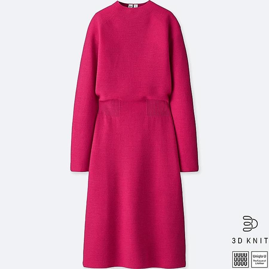 Se trata de una técnica exclusiva de Uniqlo para confeccionar prendas de punto: los vestidos quedan como un guante. Este de color rosa es espectacular: está confeccionado en un punto grueso con una textura suave que se ciñe a la perfección (69,90 euros).