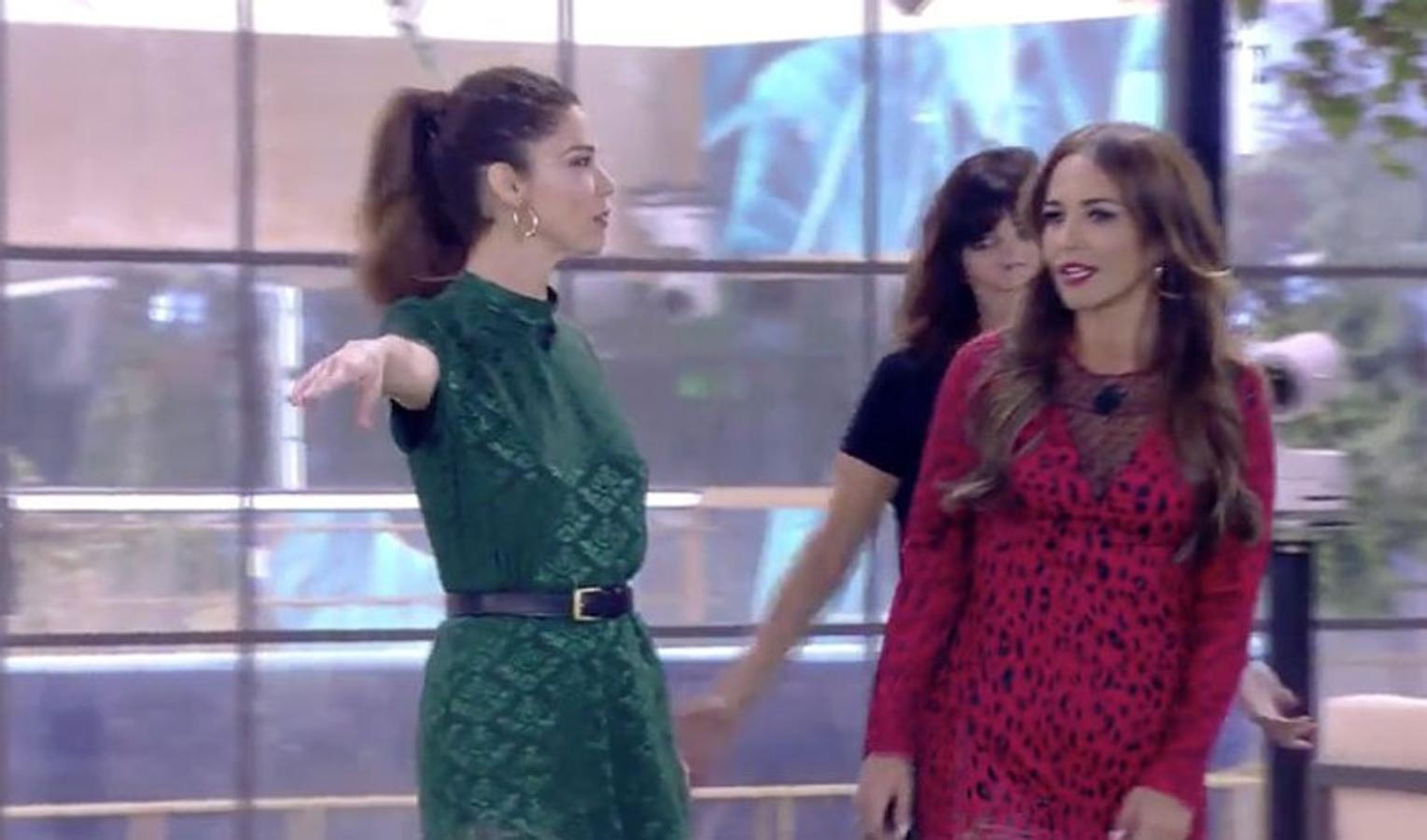 Paula Echevarría entró en la casade Gran Hermano VIP  para promocionar 'Ola de crímenes' con este sensual mini vestido 'animal print' de Mioh.