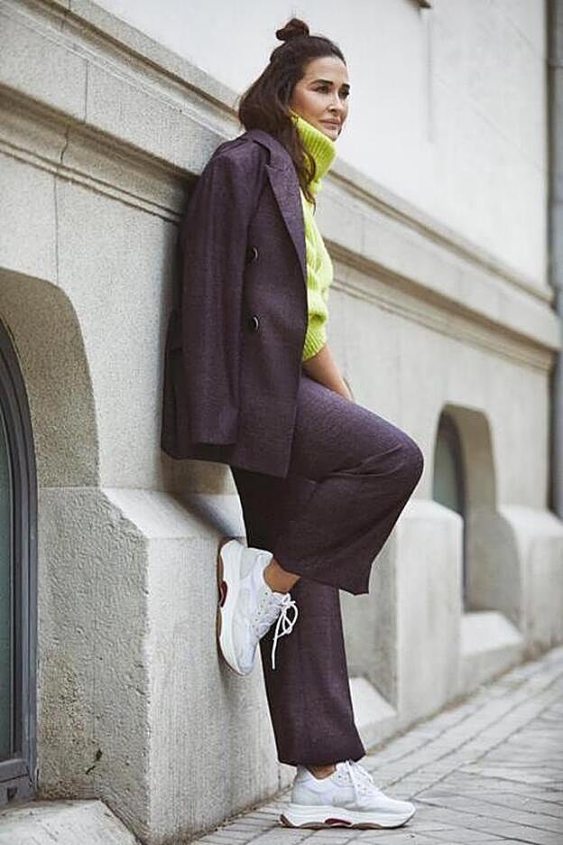 Las zapatillas de Vicky Martín Berrocal, perfectas para un look 'working girl'