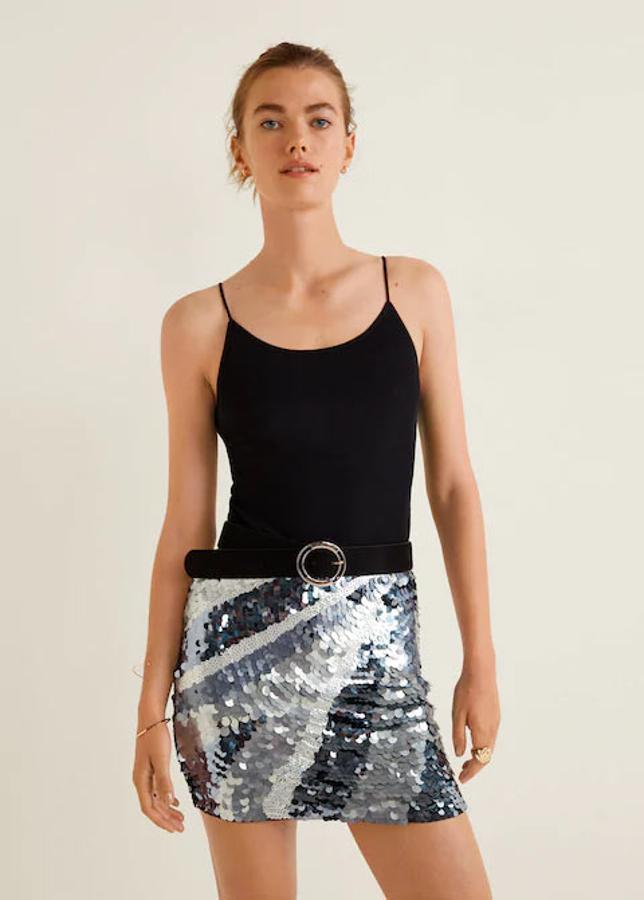 Minifalda de lentejuelas, 39,99 euros.