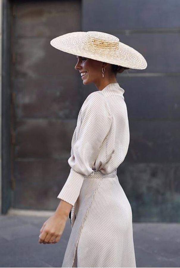 Una buena elección: colores neutro que puedas combinar con un abrigo de color encima.