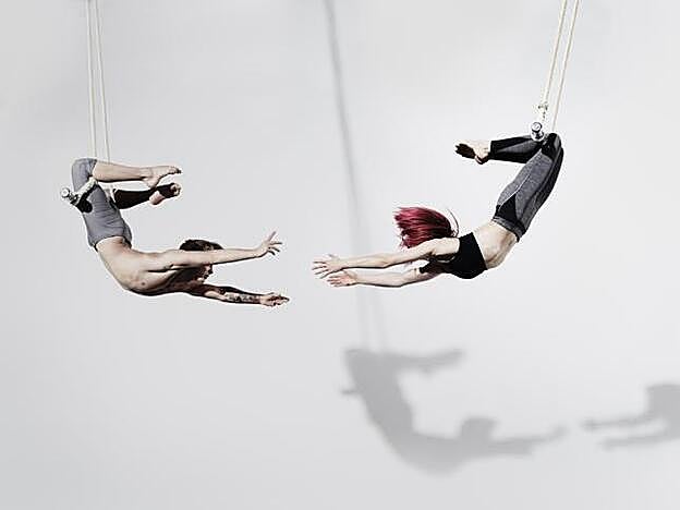 El hecho de ejercitarnos con nuestra pareja puede suponer, además de un apoyo extra, una mejora en la relación.