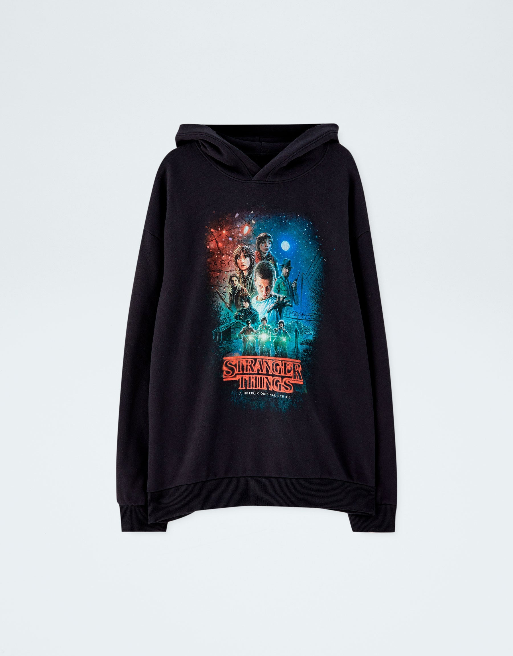 Sudadera de Stranger Things de Pull & Bear: 25,99 euros.