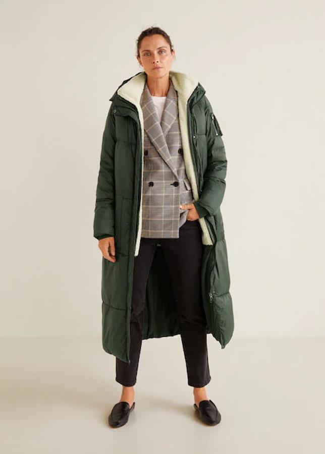 Anorak de borreguillo en color khaki, 119,99 euros.