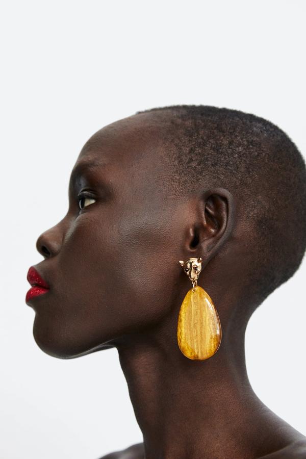 Los leopardos también invaden accesorios (12,95 euros).