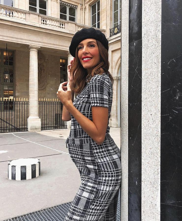 Rocío Osorno se decanta por la combinación perfecta entre media melena y ondas súper marcadas.