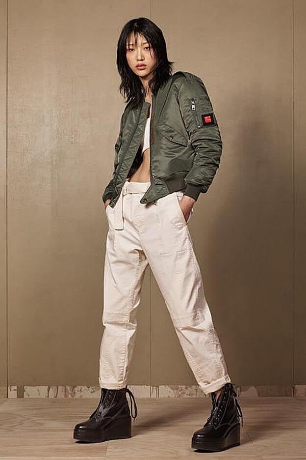 Total look de la colección SRPLS de Zara