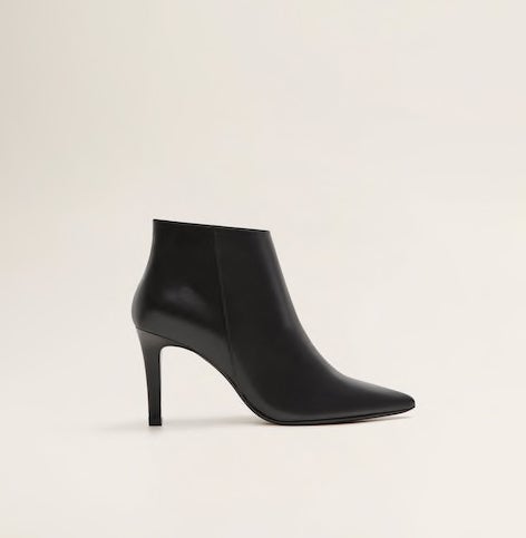Botines con puntera de Mango: 29,99 euros.