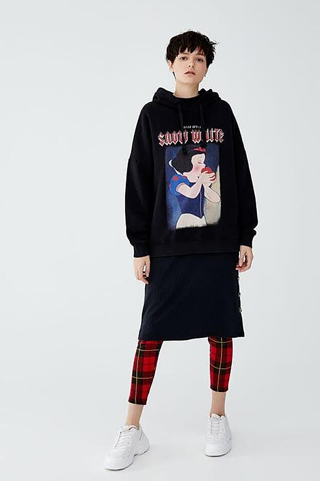 Sudadera de Pull&Bear.