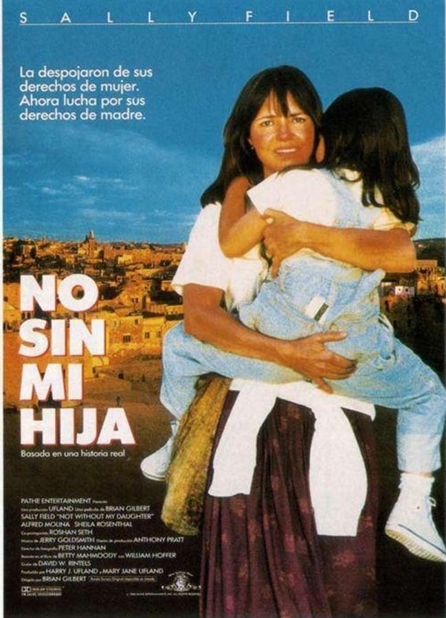 La película se sitúa en 1984 cuando Betty acompaña a su esposo a su ciudad natal, Irán, a pasar unos días pero el viaje resulta ser una trampa. Lo que en realidad busca su marido es que la niña se quede a vivir en el país para que adquiera la cultura y costumbres de su familia. La historia se desarrolla por la lucha de esta madre para poder volver a Estados Unidos con su hija.